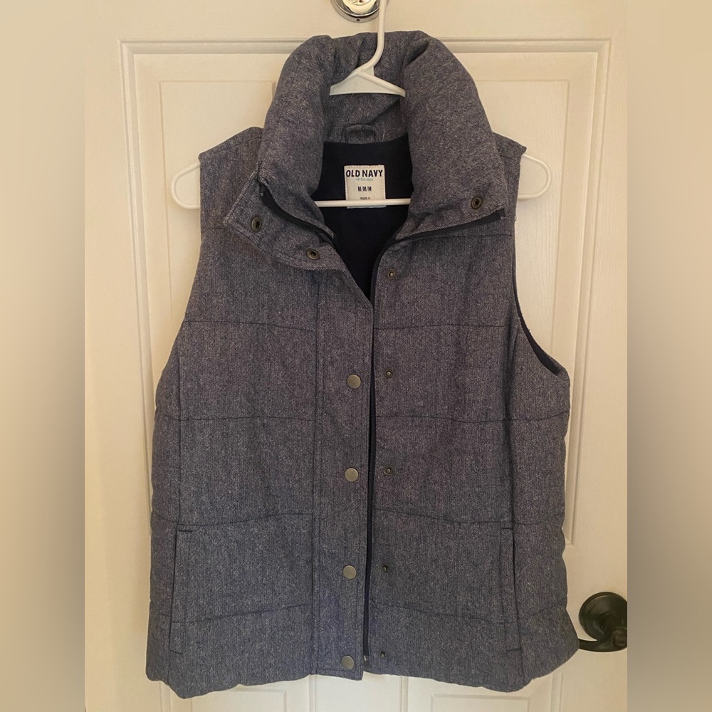 Women’s old navy puffer vest
